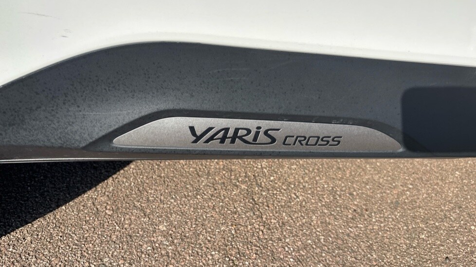 Used Toyota Yaris Cross 2024 for sale - 76008080: Photo 44