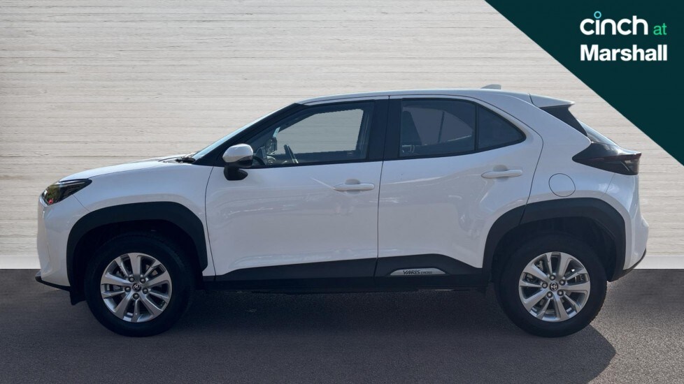 Used Toyota Yaris Cross 2024 for sale - 76008080: Photo 6