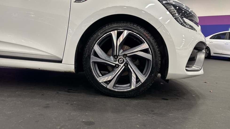 Used Renault Clio 2021 for sale - 76971223: Photo 20