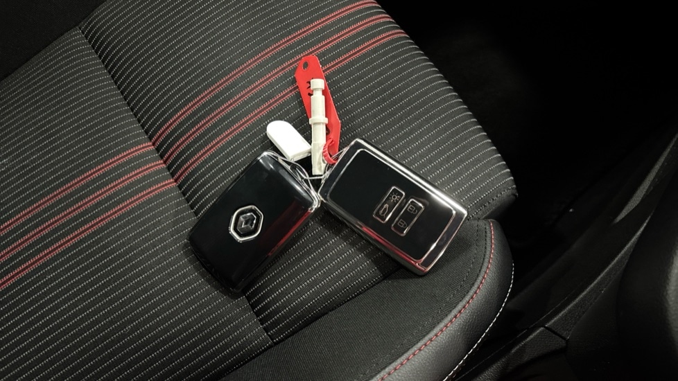 Used Renault Clio 2021 for sale - 76971223: Photo 21