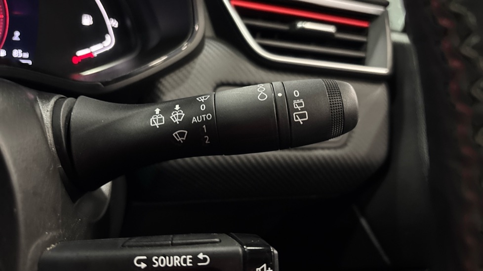 Used Renault Clio 2021 for sale - 76971223: Photo 26