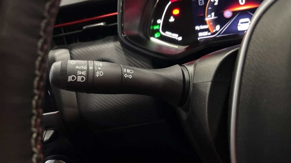 Used Renault Clio 2021 for sale - 76971223: Photo 27