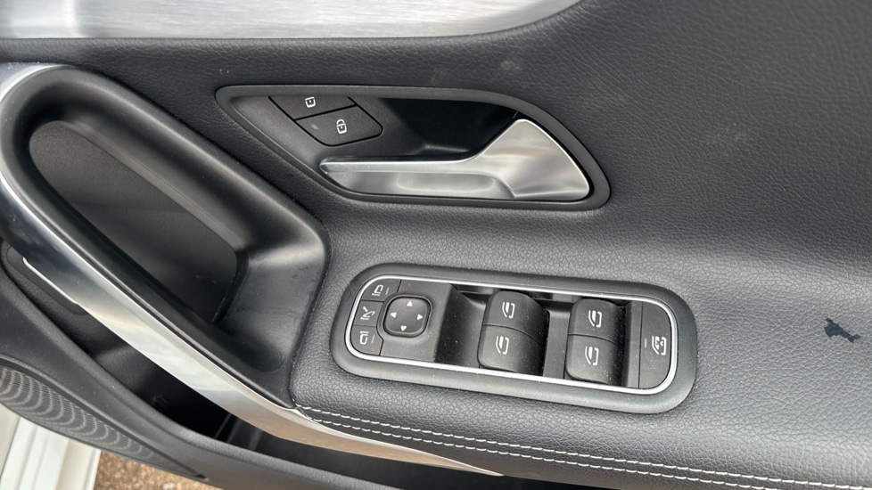 Used Mercedes-Benz CLA 2021 for sale - 76261700: Photo 32