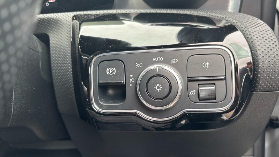 Used Mercedes-Benz CLA 2021 for sale - 76261700: Photo 44