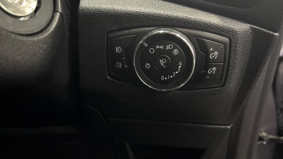 Used Ford Ecosport 2020 for sale - 76908100: Photo 43