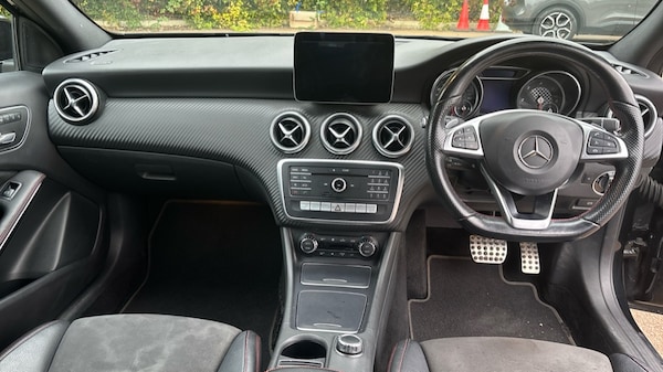 Used Mercedes-Benz A-Class 2016 for sale - 76289923: Photo 11