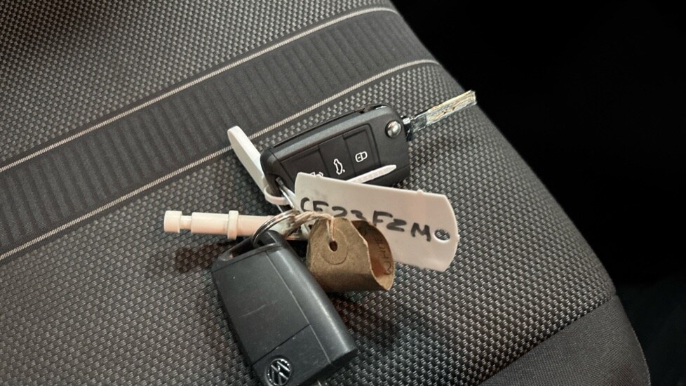 Used Volkswagen T-Roc 2023 for sale - 76589916: Photo 22