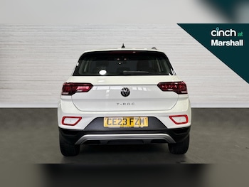 Used Volkswagen T-Roc 2023 for sale - 76589916: Photo