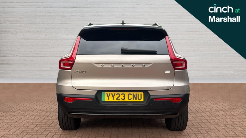 Used Volvo XC40 2023 for sale - 76117039: Photo 4