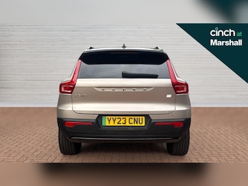 Used Volvo XC40 2023 for sale - 76117039: Photo