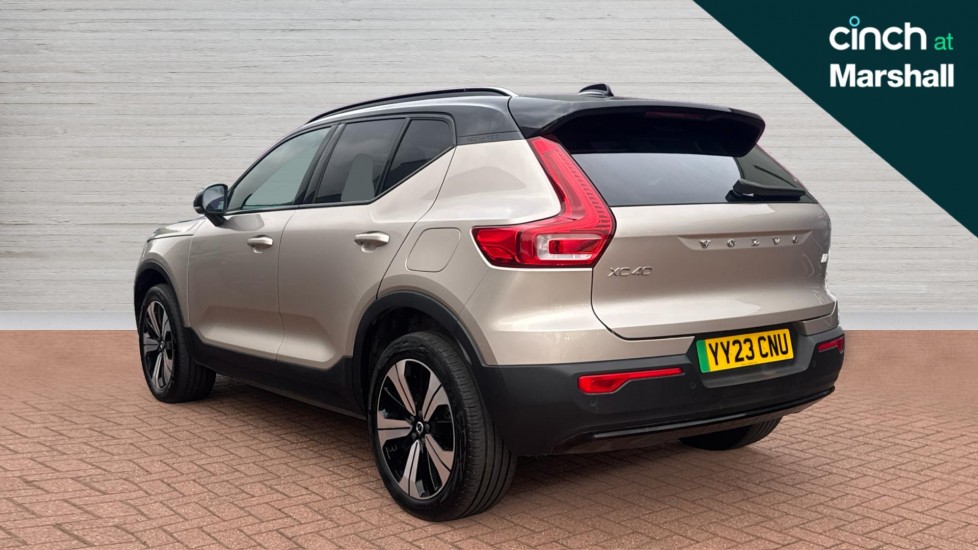 Used Volvo XC40 2023 for sale - 76117039: Photo 5