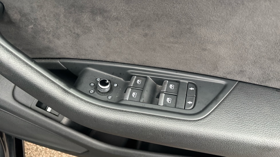 Used Audi A4 2019 for sale - 76514861: Photo 32