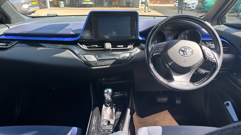 Used Toyota C-HR 2017 for sale - 75874157: Photo 11