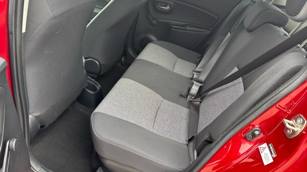 Used Toyota Yaris 2020 for sale - 75992886: Photo 14