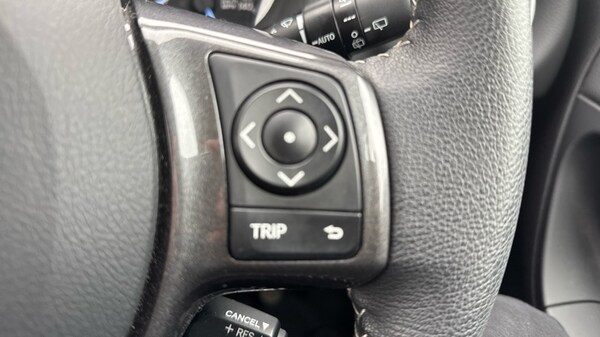 Used Toyota Yaris 2020 for sale - 75992886: Photo 24