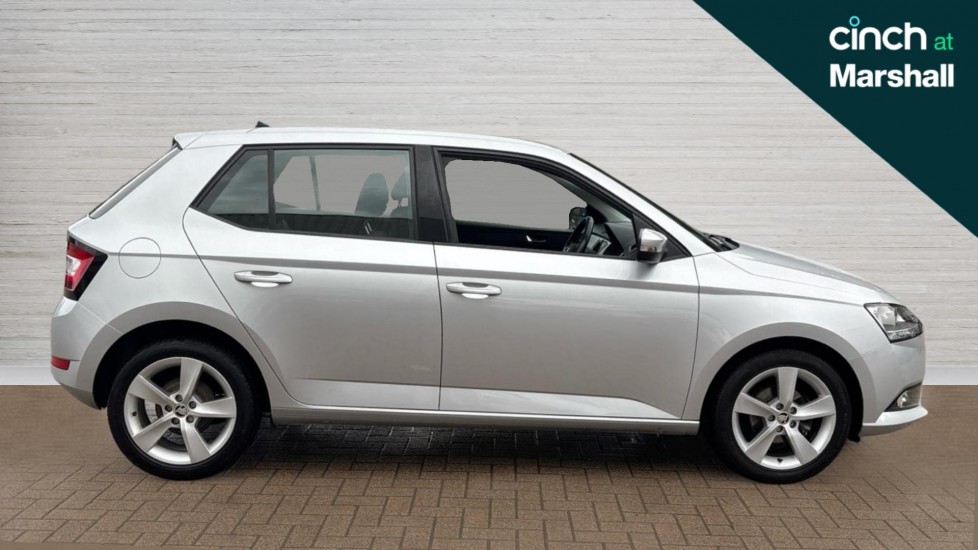 Used Skoda Fabia 2019 for sale - 75874059: Photo 2