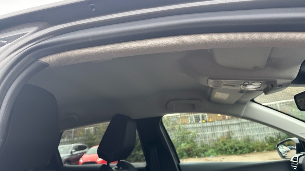 Used Citroen C4 2022 for sale - 76552451: Photo 33