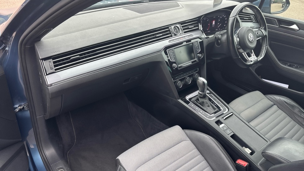 Used Volkswagen Passat 2017 for sale - 76140007: Photo 10