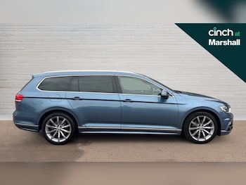Used Volkswagen Passat 2017 for sale - 76140007: Photo