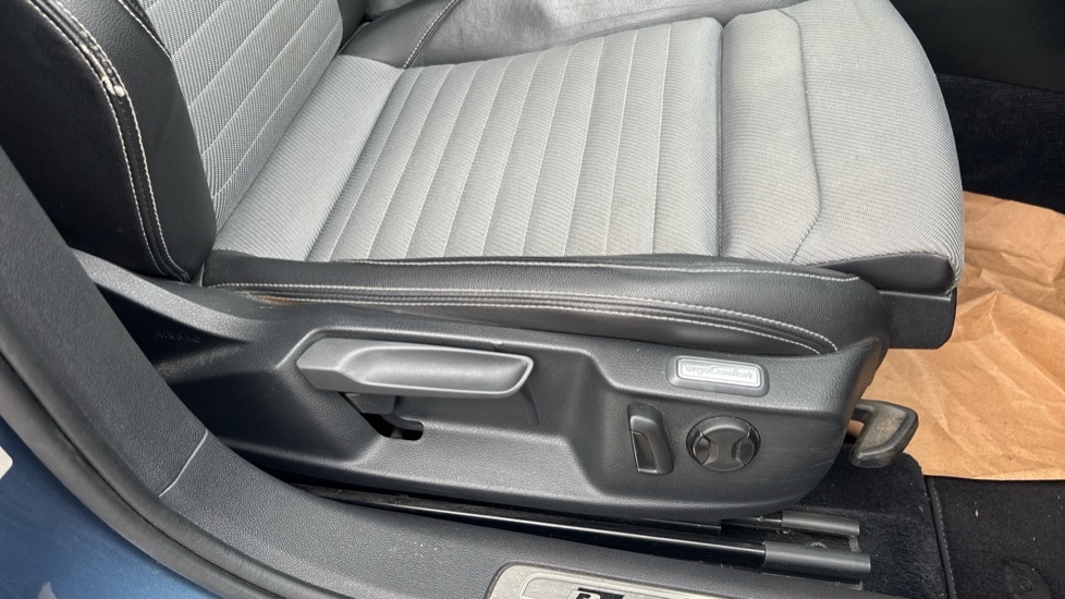 Used Volkswagen Passat 2017 for sale - 76140007: Photo 34
