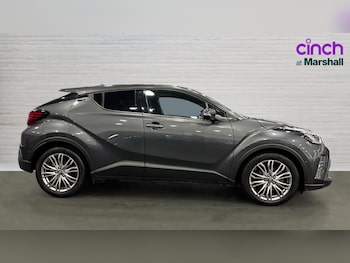 Used Toyota C-HR 2023 for sale - 76948439: Photo