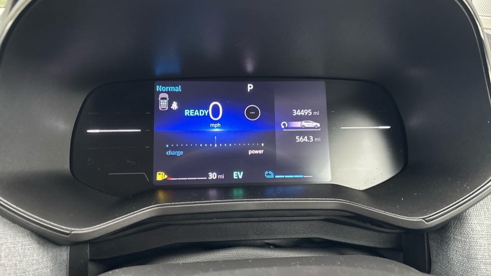 Used Renault Clio 2024 for sale - 76928073: Photo 13