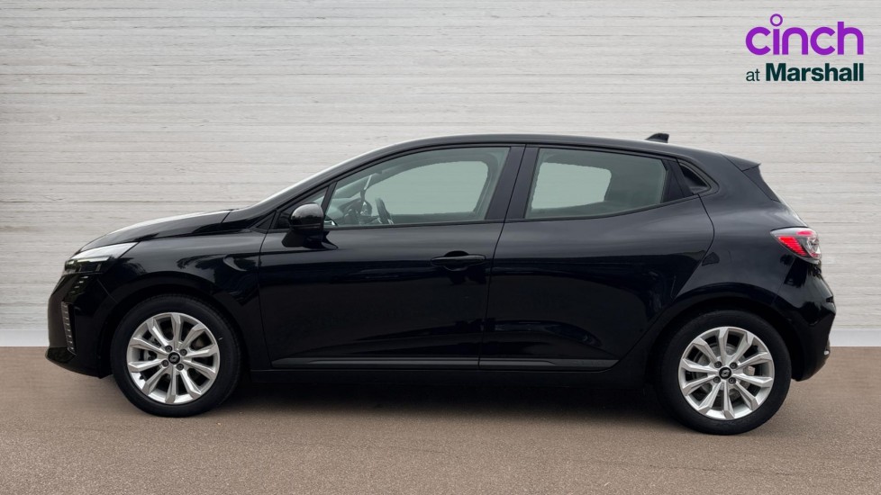 Used Renault Clio 2024 for sale - 76928073: Photo 6