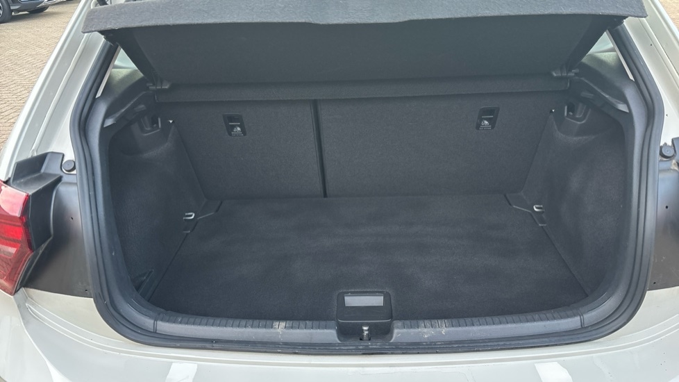 Used Volkswagen Polo 2022 for sale - 77054227: Photo 15