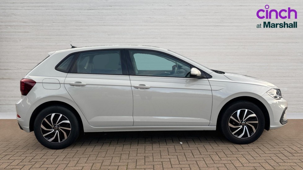 Used Volkswagen Polo 2022 for sale - 77054227: Photo 2