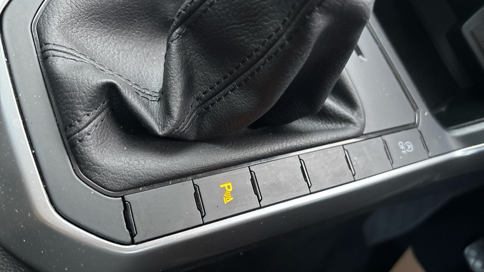 Used Volkswagen Polo 2022 for sale - 77054227: Photo 41