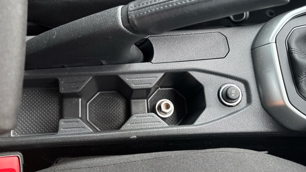 Used Volkswagen Polo 2022 for sale - 77054227: Photo 42