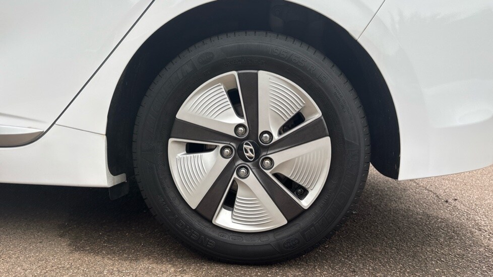 Used Hyundai IONIQ 2022 for sale - 76104413: Photo 18