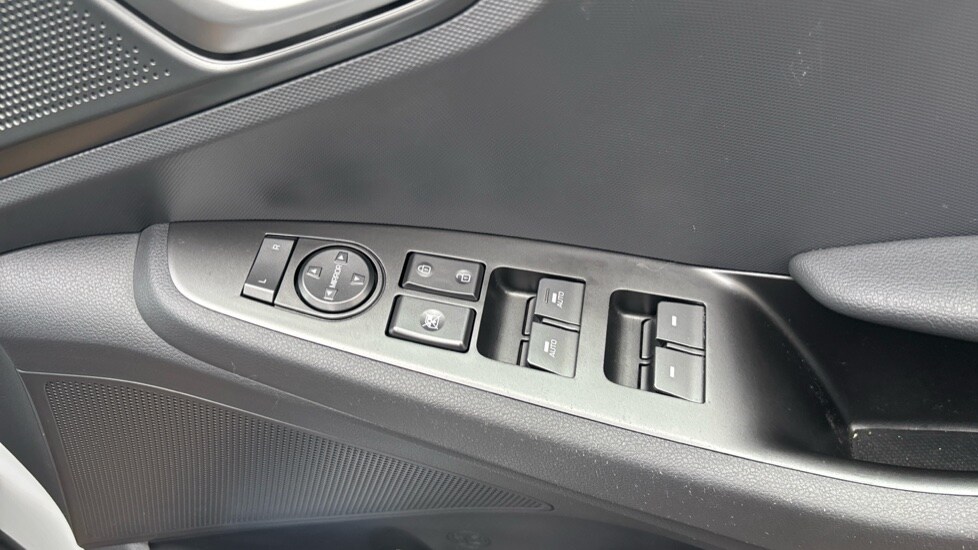 Used Hyundai IONIQ 2022 for sale - 76104413: Photo 31