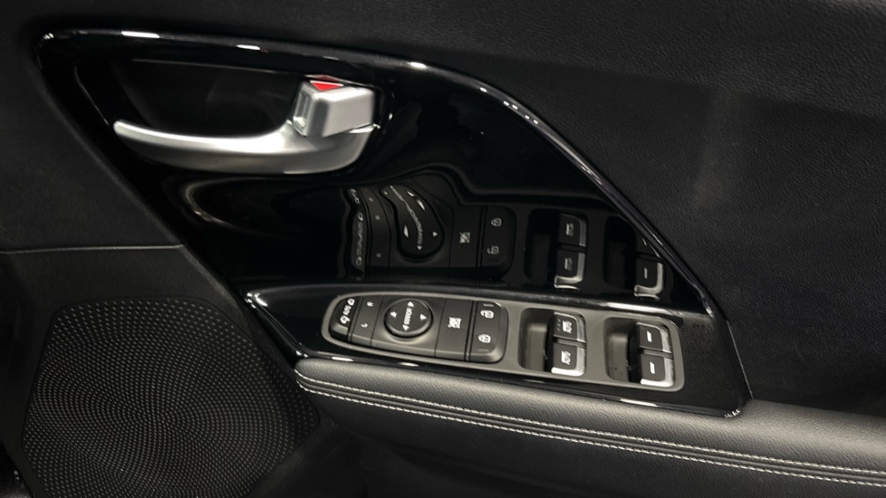 Used Kia Niro 2021 for sale - 76977790: Photo 32