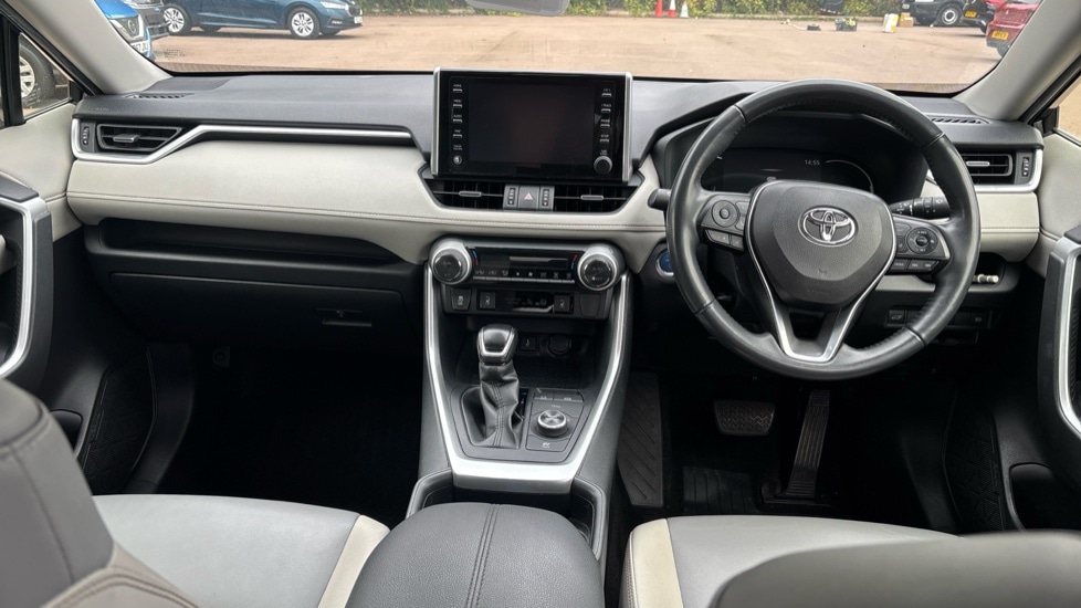 Used Toyota RAV4 2020 for sale - 76161204: Photo 11