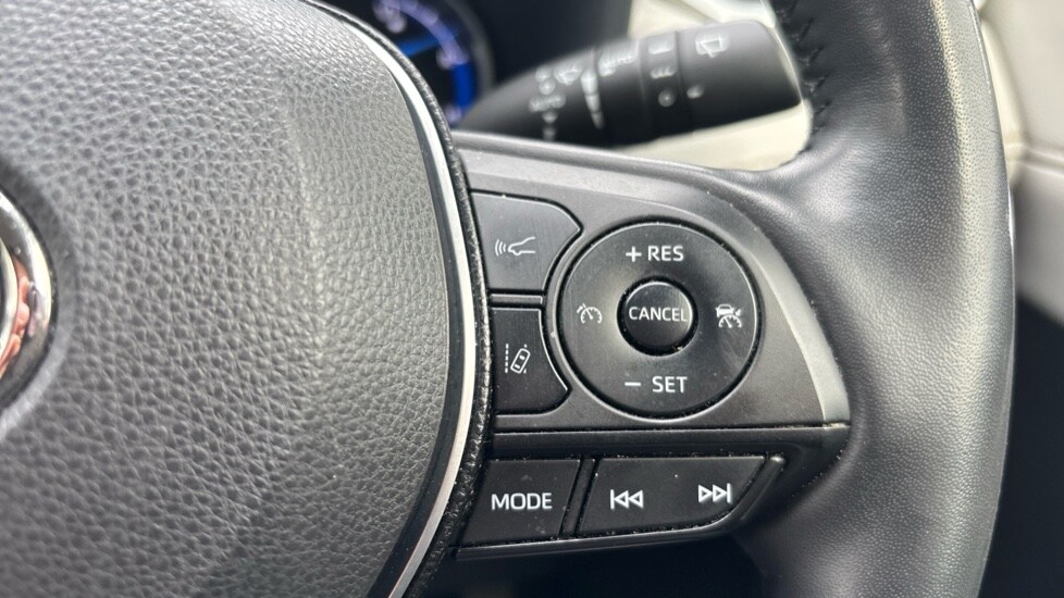 Used Toyota RAV4 2020 for sale - 76161204: Photo 24
