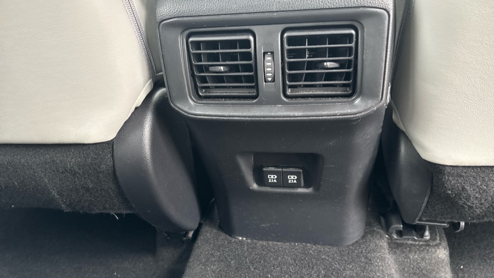 Used Toyota RAV4 2020 for sale - 76161204: Photo 35