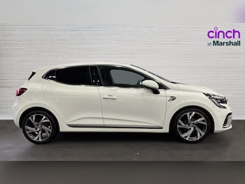 Used Renault Clio 2021 for sale - 76804156: Photo