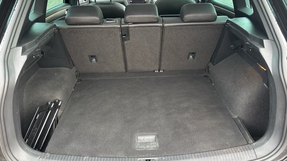 Used Volkswagen Tiguan 2019 for sale - 76851150: Photo 15