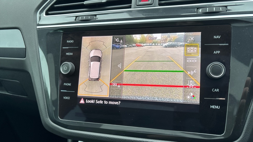 Used Volkswagen Tiguan 2019 for sale - 76851150: Photo 28