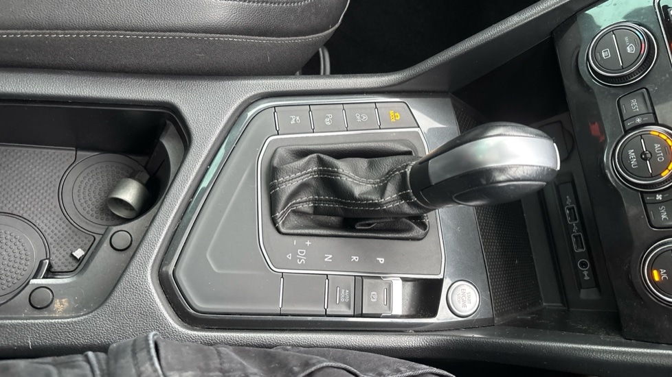 Used Volkswagen Tiguan 2019 for sale - 76851150: Photo 30