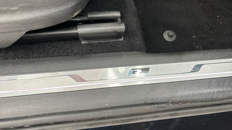 Used Volkswagen Tiguan 2019 for sale - 76851150: Photo 39