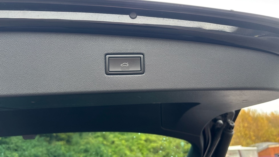 Used Volkswagen Tiguan 2019 for sale - 76851150: Photo 43