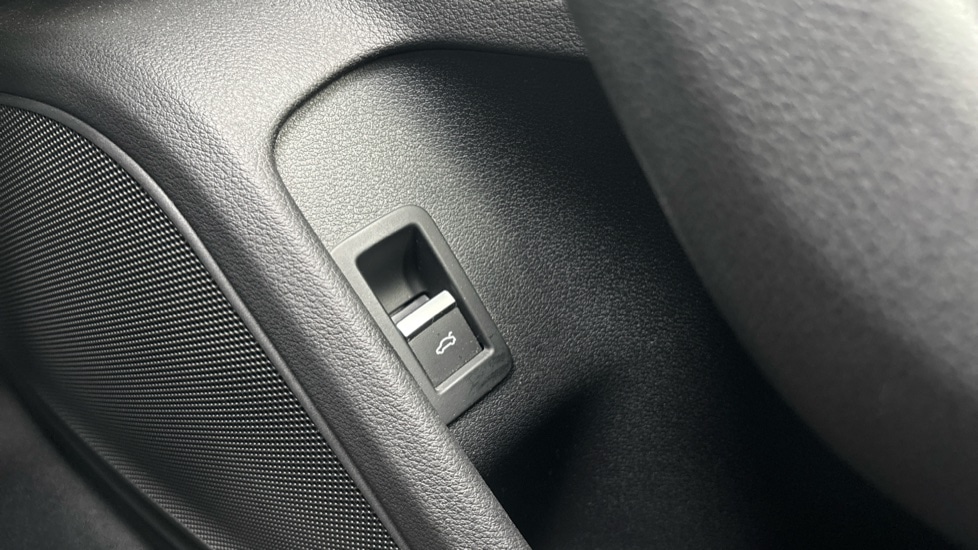 Used Audi A4 2019 for sale - 77070926: Photo 48