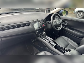 Used Honda HR-V 2015 for sale - 76124665: Photo 2