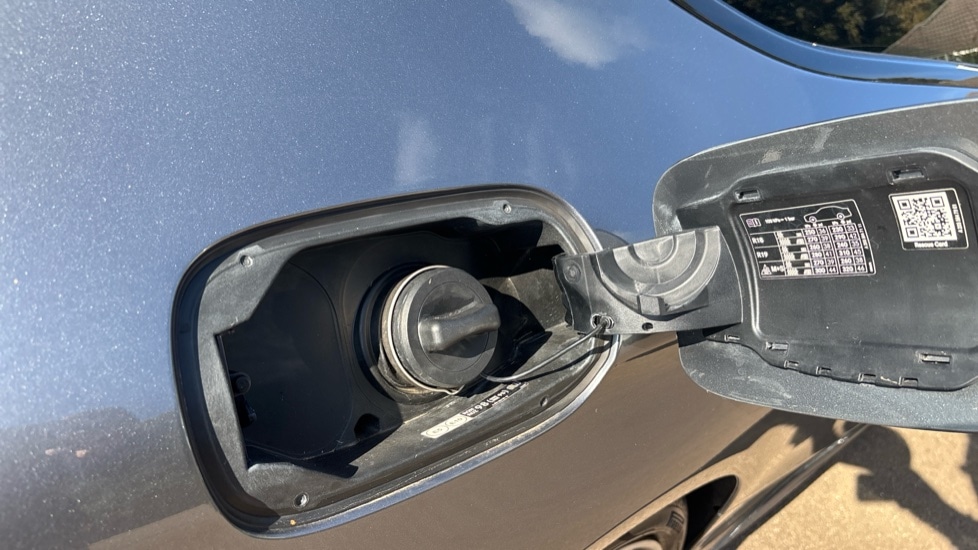 Used Mercedes-Benz C Class 2019 for sale - 75874306: Photo 23