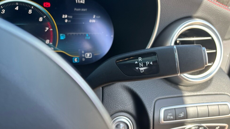 Used Mercedes-Benz C Class 2019 for sale - 75874306: Photo 26