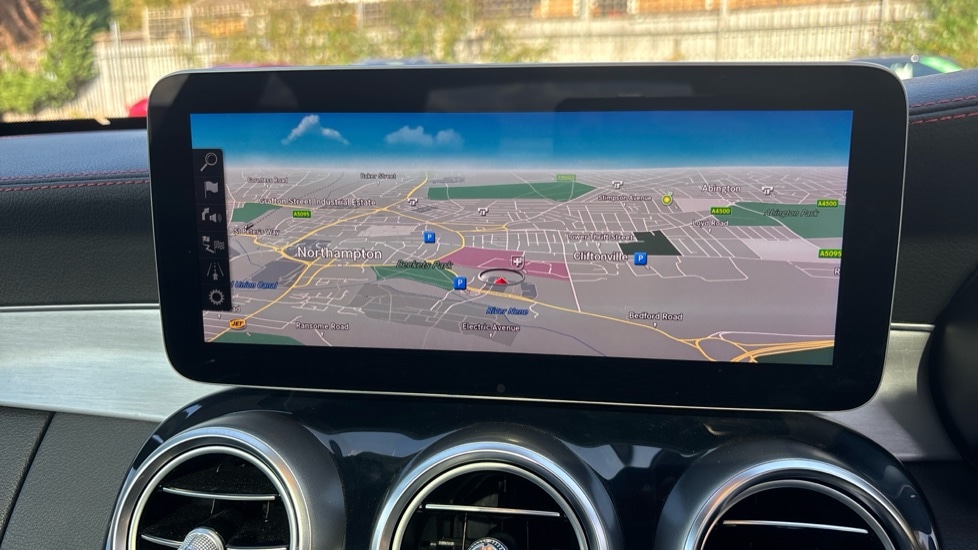 Used Mercedes-Benz C Class 2019 for sale - 75874306: Photo 29