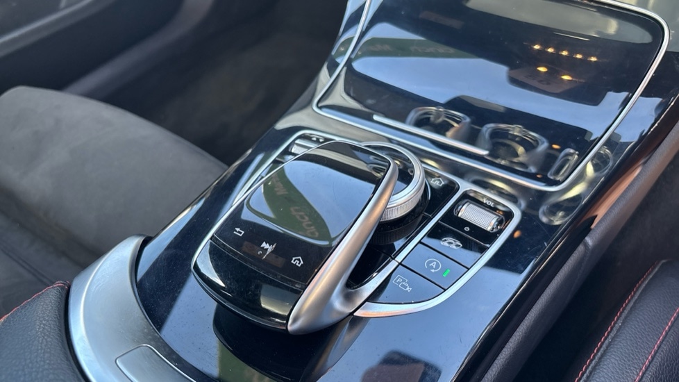 Used Mercedes-Benz C Class 2019 for sale - 75874306: Photo 31