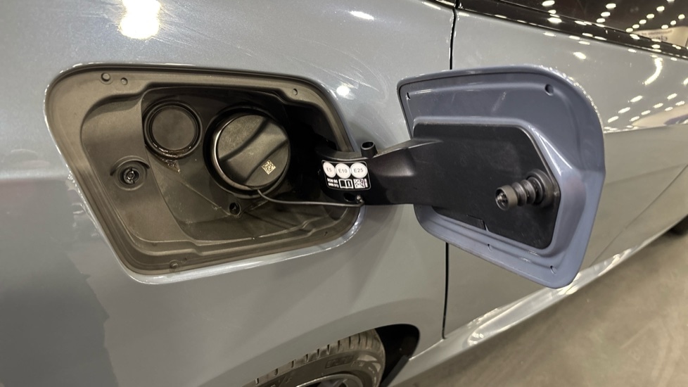 Used BMW 2 Series 2023 for sale - 77055600: Photo 23